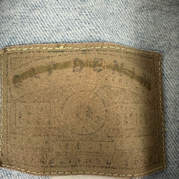 Vintage Gap Denim Jacket Light Wash Size XL Classic Style Womens Outerwear - Picture 9 of 9